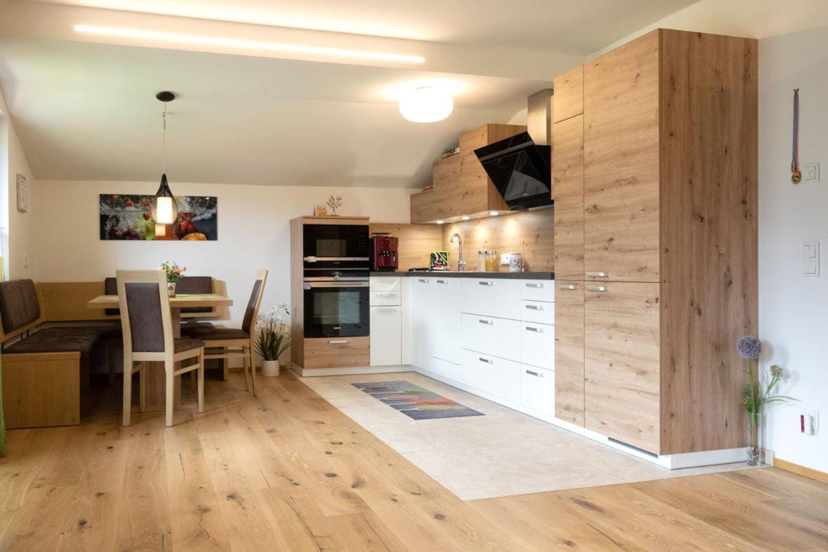 Ferien Am Sonnberg Apartment อุนเคน ภายนอก รูปภาพ